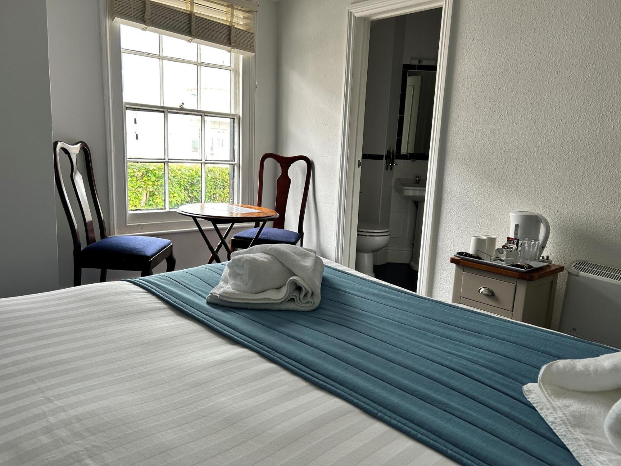 Royal Ocean Racing Club Hotel Cowes  Bagian luar foto