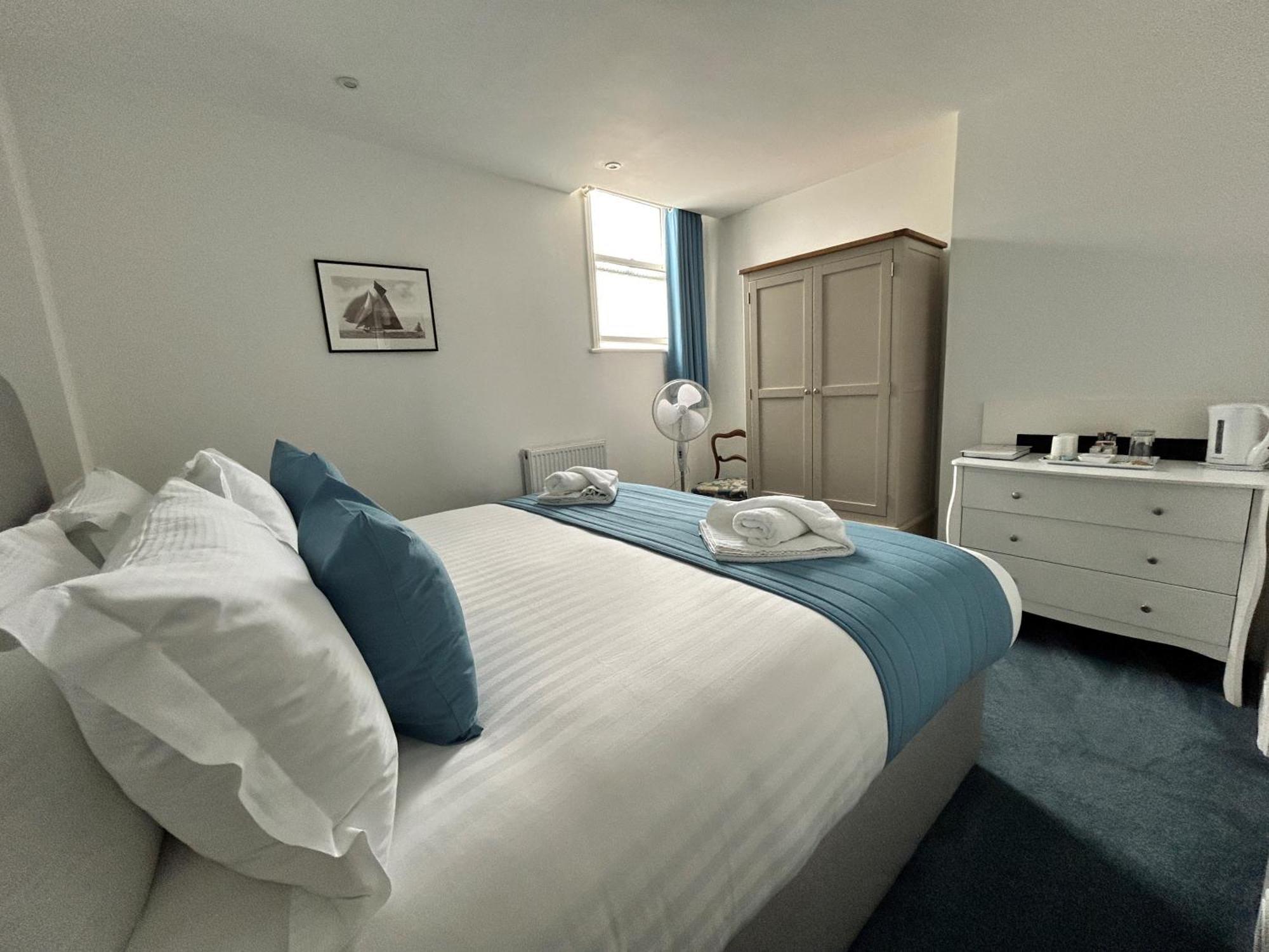 Royal Ocean Racing Club Hotel Cowes  Bagian luar foto