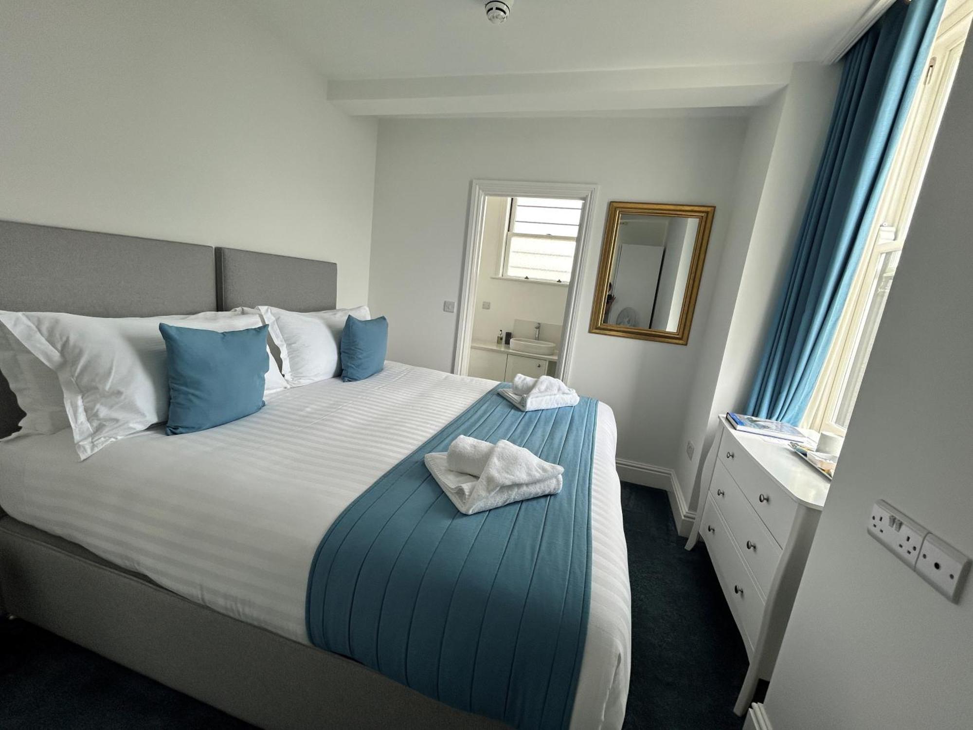 Royal Ocean Racing Club Hotel Cowes  Bagian luar foto